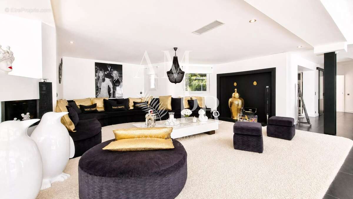 Villa de style – domaine privé fermé – sécurité 24h/24 et 7j/7 – rénovée en 2025 - photo 12