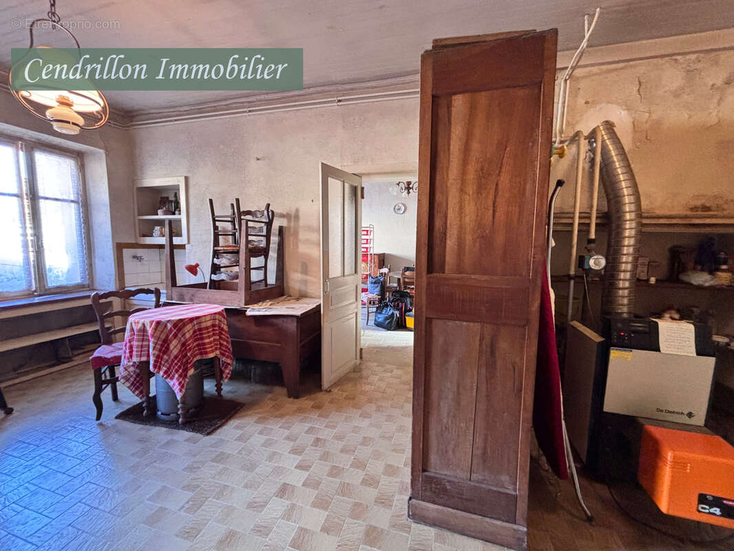 Maison à BOSMOREAU-LES-MINES