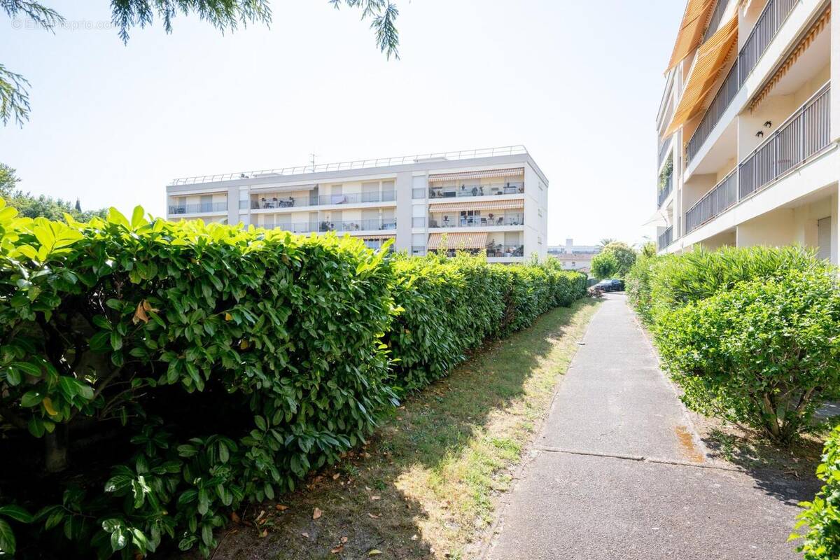Photo 1 - Appartement à BORDEAUX
