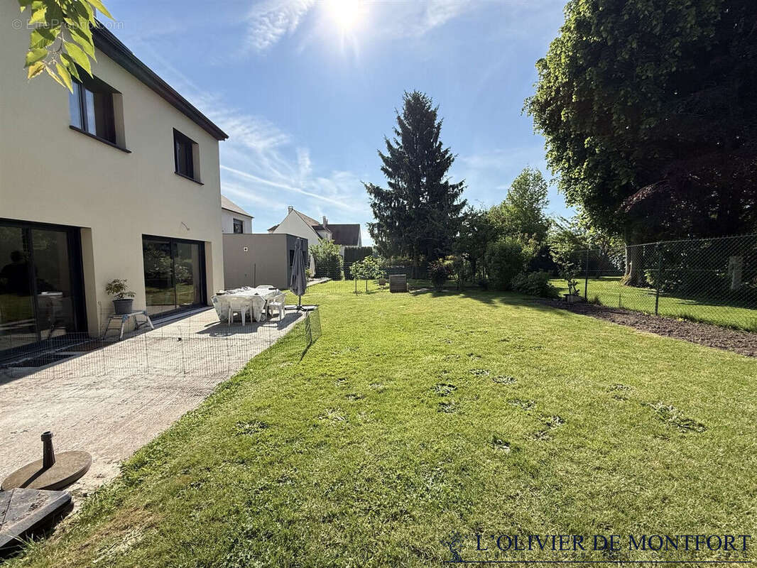 Maison à MONTFORT-L'AMAURY
