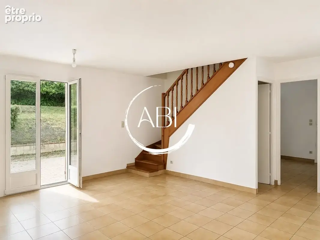 Maison 95 m² à Bagnoles-De-L'orne  - photo 2