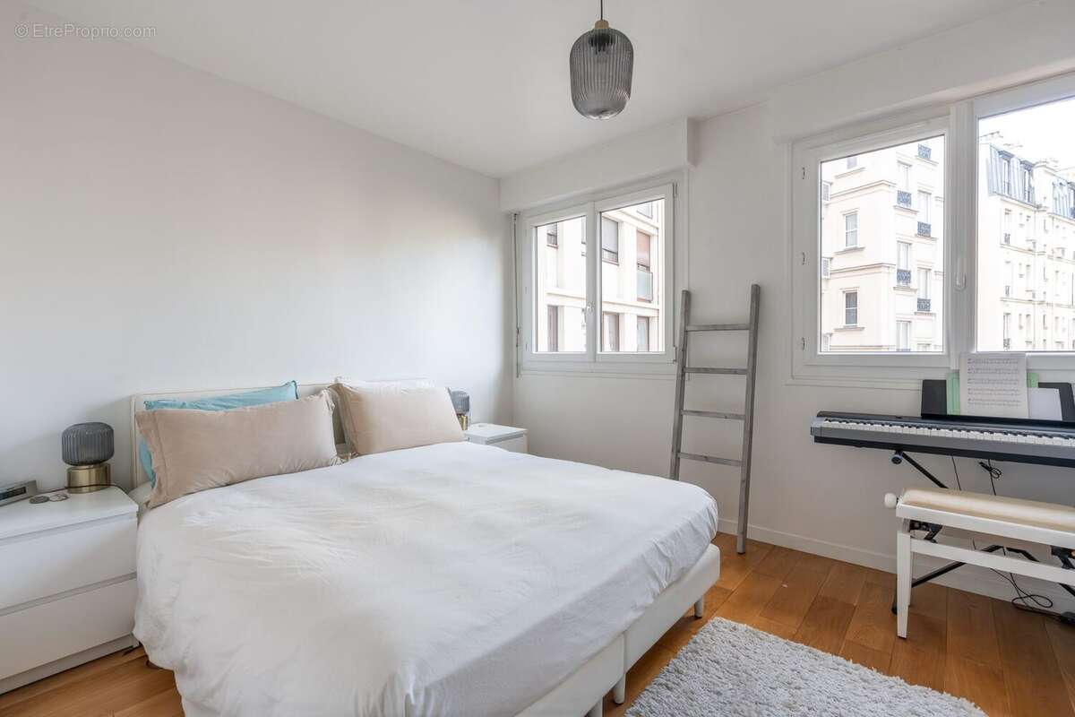Appartement à PARIS-12E