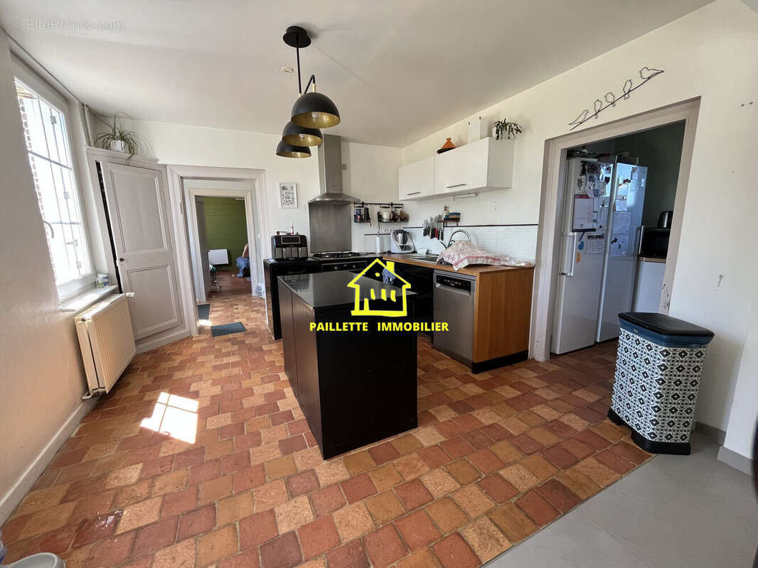 Maison 212 m² à Saint-Eustache-La-Foret  - photo 7