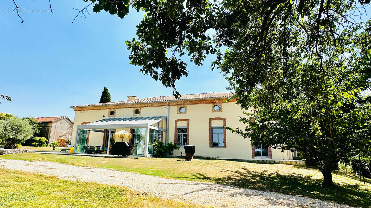 PROPRIETE avec piscine sur un 1,1 ha clôturé - photo 38