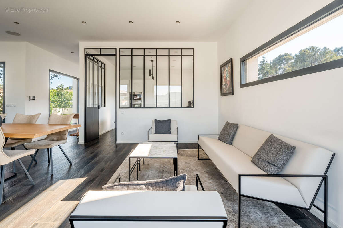 Maison à LA DESTROUSSE