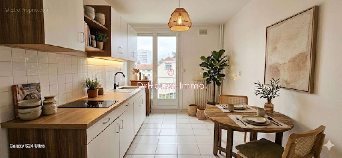 Appartement à SAINT-ETIENNE