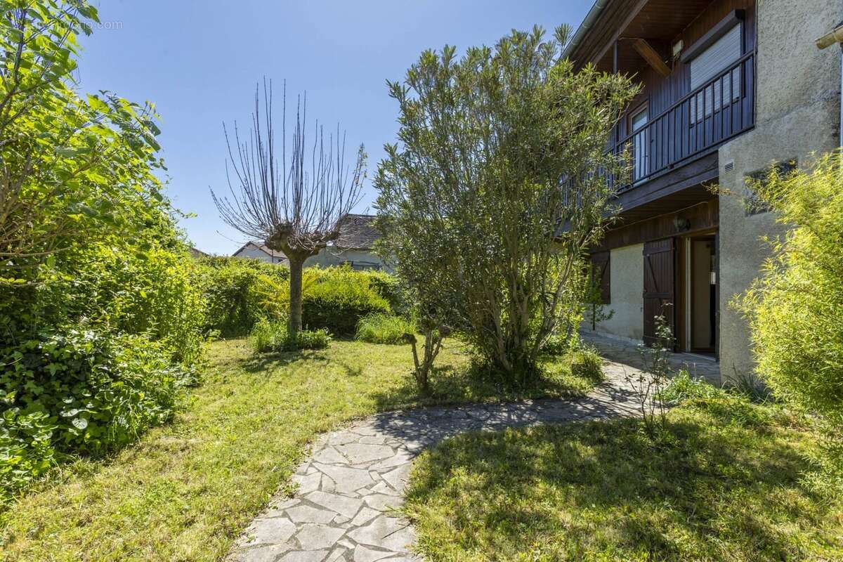 Appartement à JURANCON