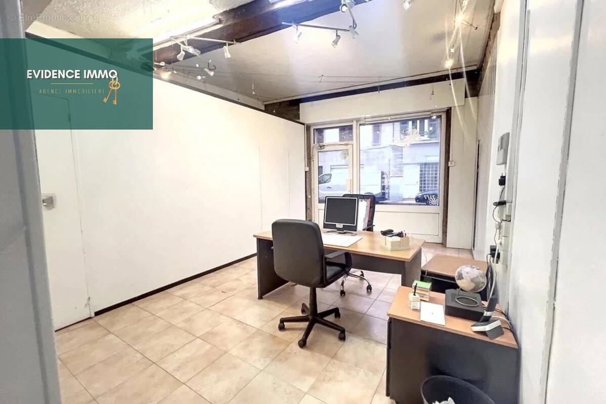 Autre à BOURGOIN-JALLIEU