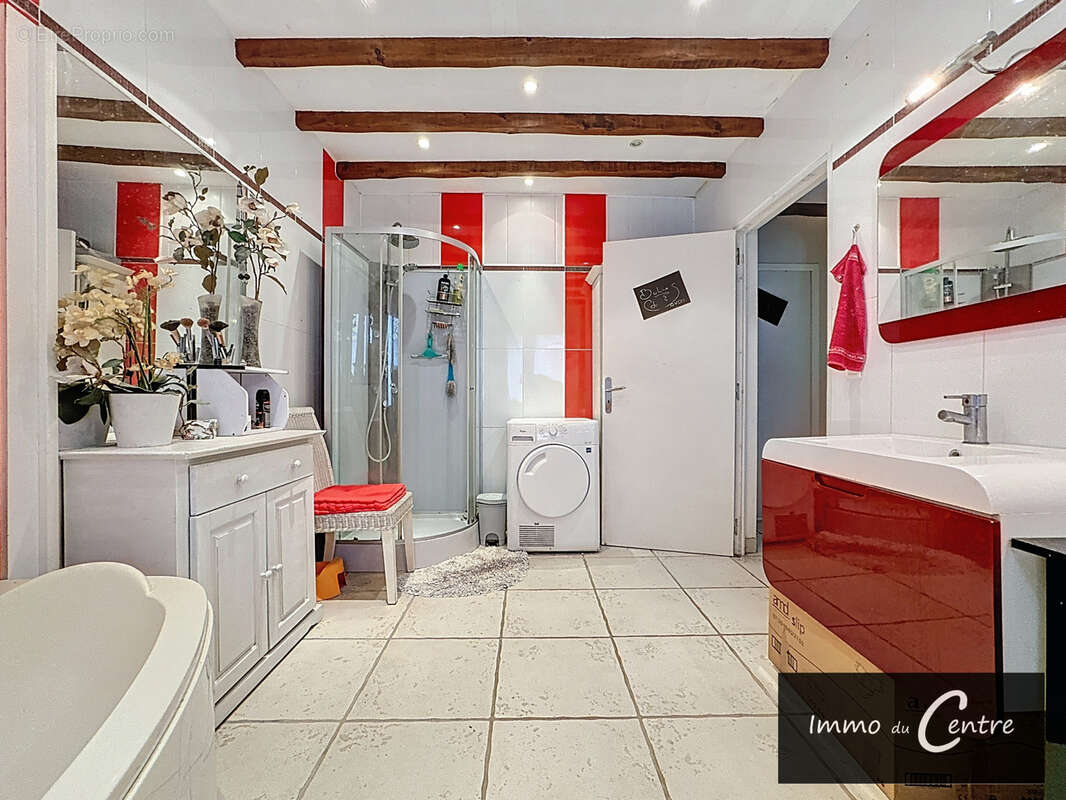 Maison à MONTMIRAIL