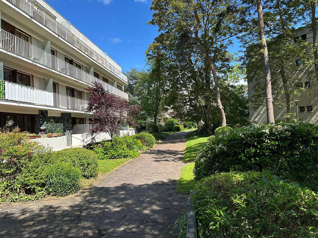 Appartement à MAISONS-LAFFITTE
