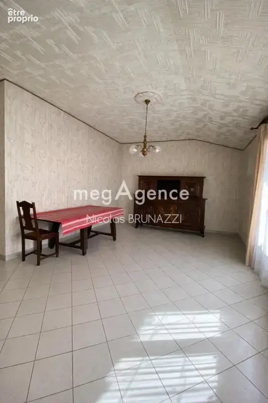 Maison à fort potentiel à Vimoutiers – Idéale pour une famille ou un projet de rénovation ! - photo 7