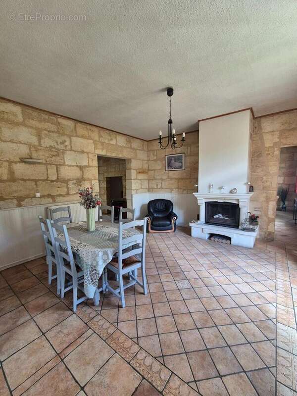 Photo 5 - Maison à AMBARES-ET-LAGRAVE