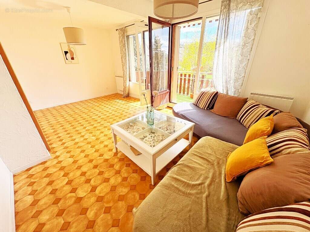 Appartement à CRAN-GEVRIER