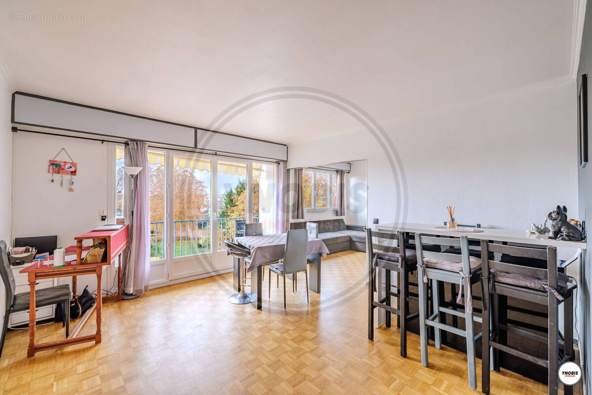 Appartement à MEULAN