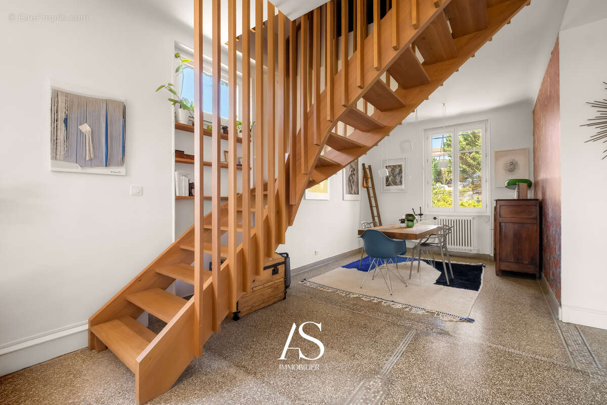 Appartement à SAINT-CYR-AU-MONT-D'OR
