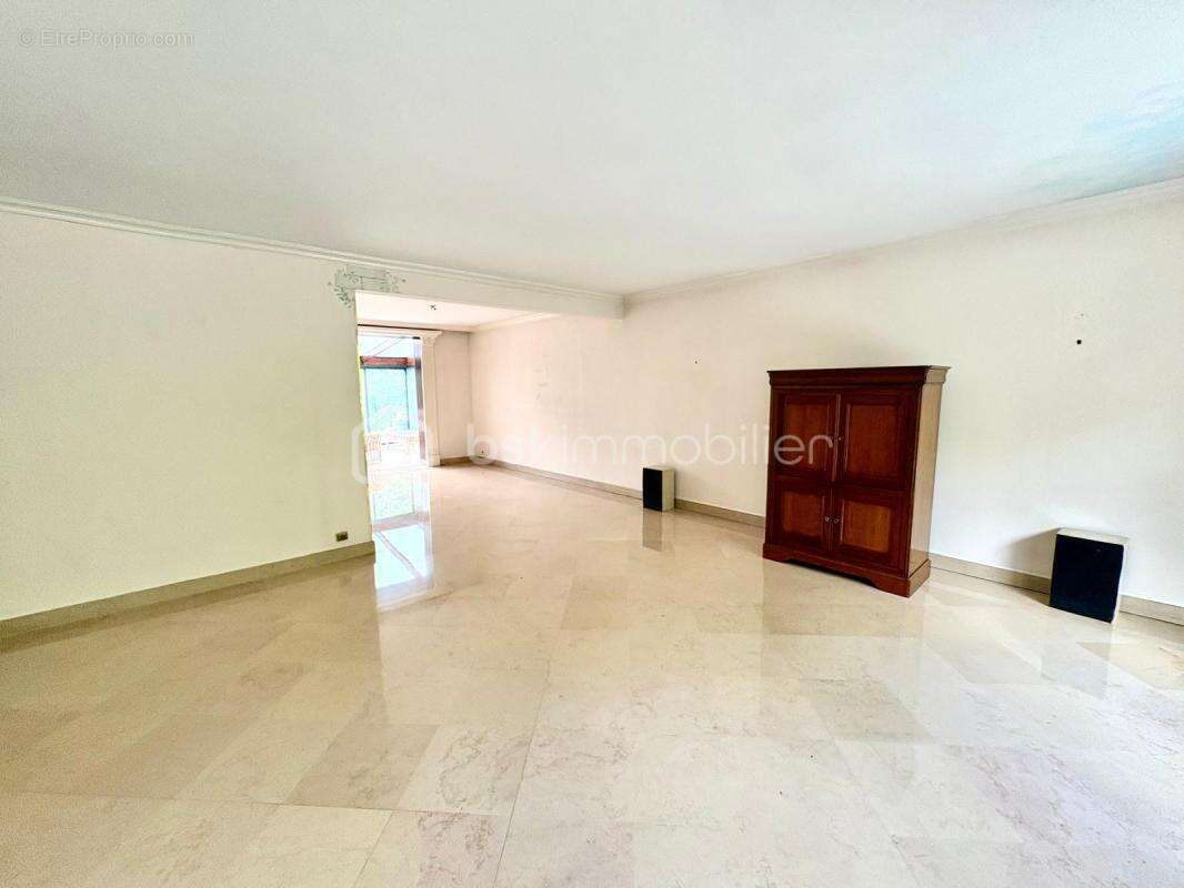 Maison à BALLAINVILLIERS