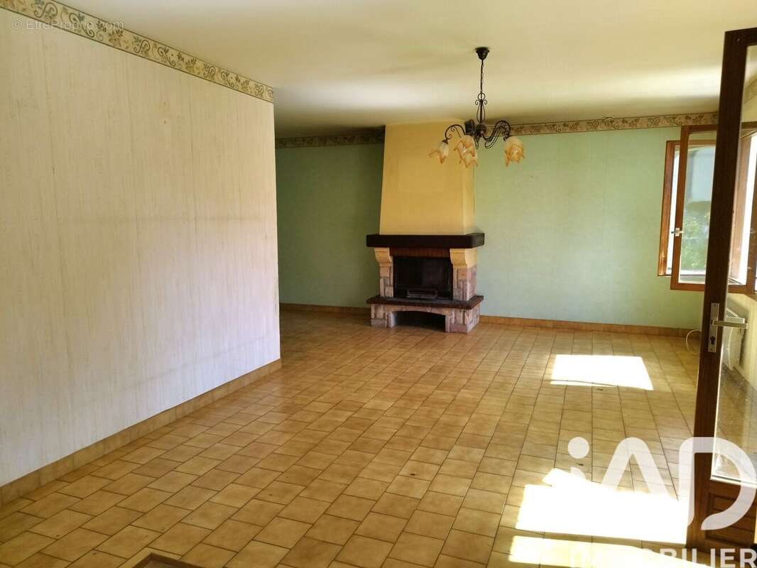 Maison 60 m² à Saint-Cyr-Sur-Loire  - photo 4