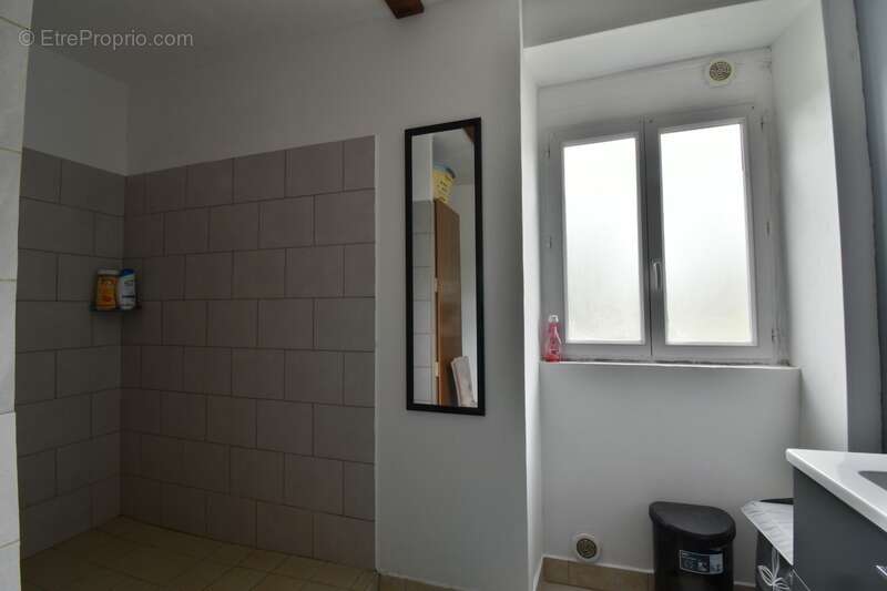 Maison à SAINT-LEGER-MAGNAZEIX