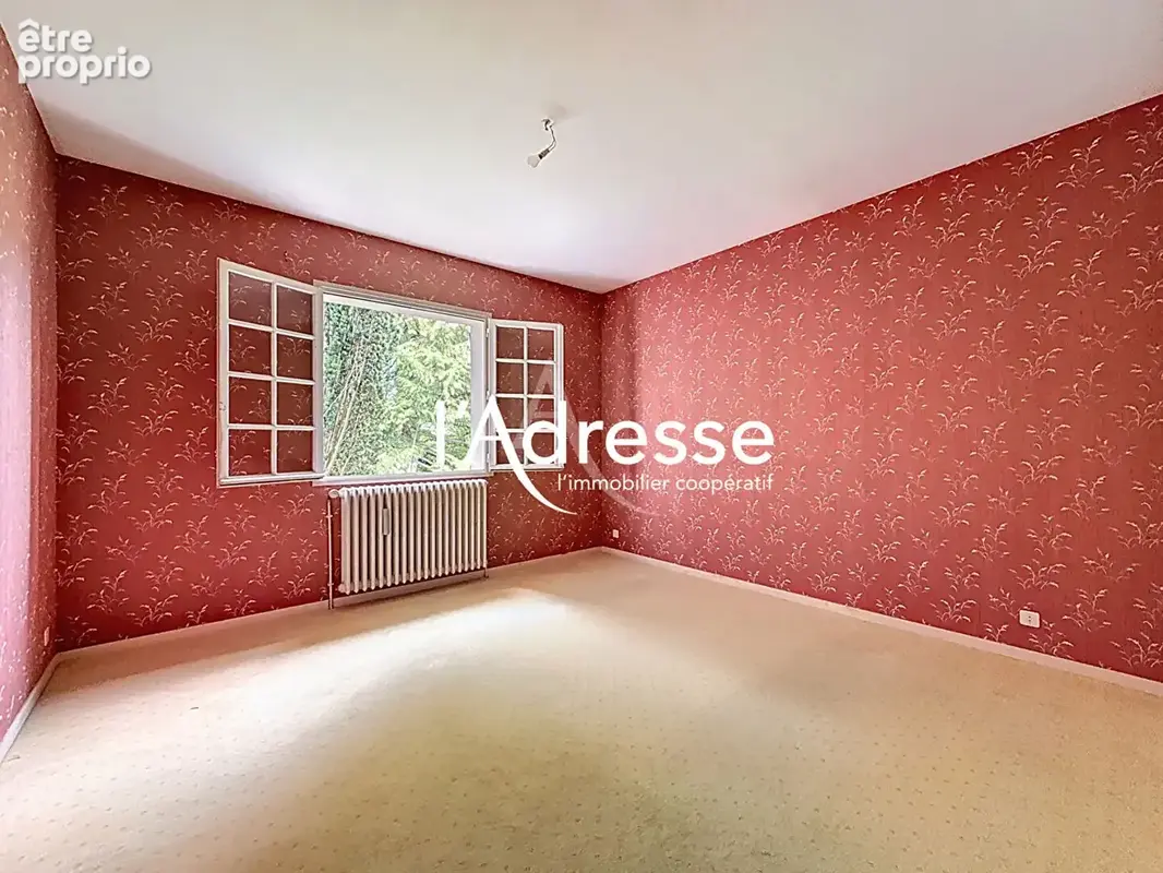 Maison familiale à vendre à SAINT-AVERTIN - 145m² sur terrain de 1650m² - Environnement calme et verdoyant - photo 8