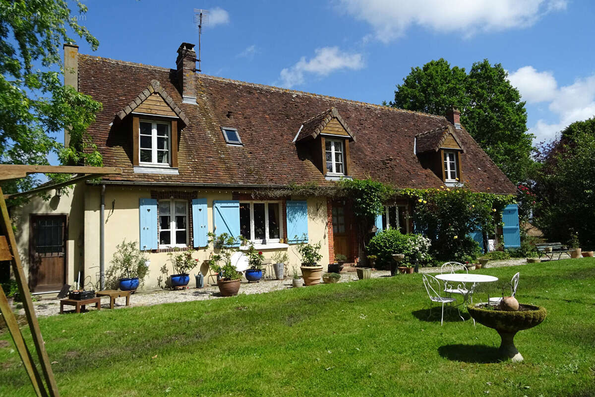 Maison à AUTHON-DU-PERCHE