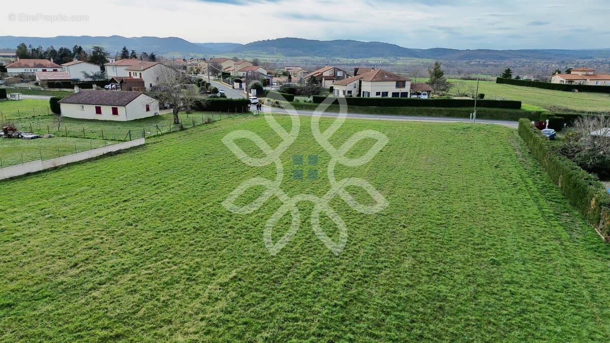 Terrain à FONTANNES