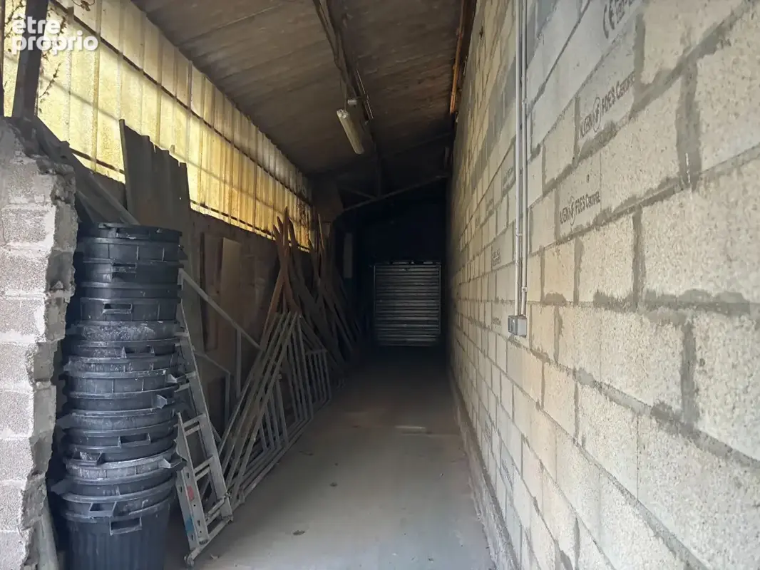 Entrepôt / local industriel  à Saint Seurin Sur L Isle de 438 m2 - photo 5