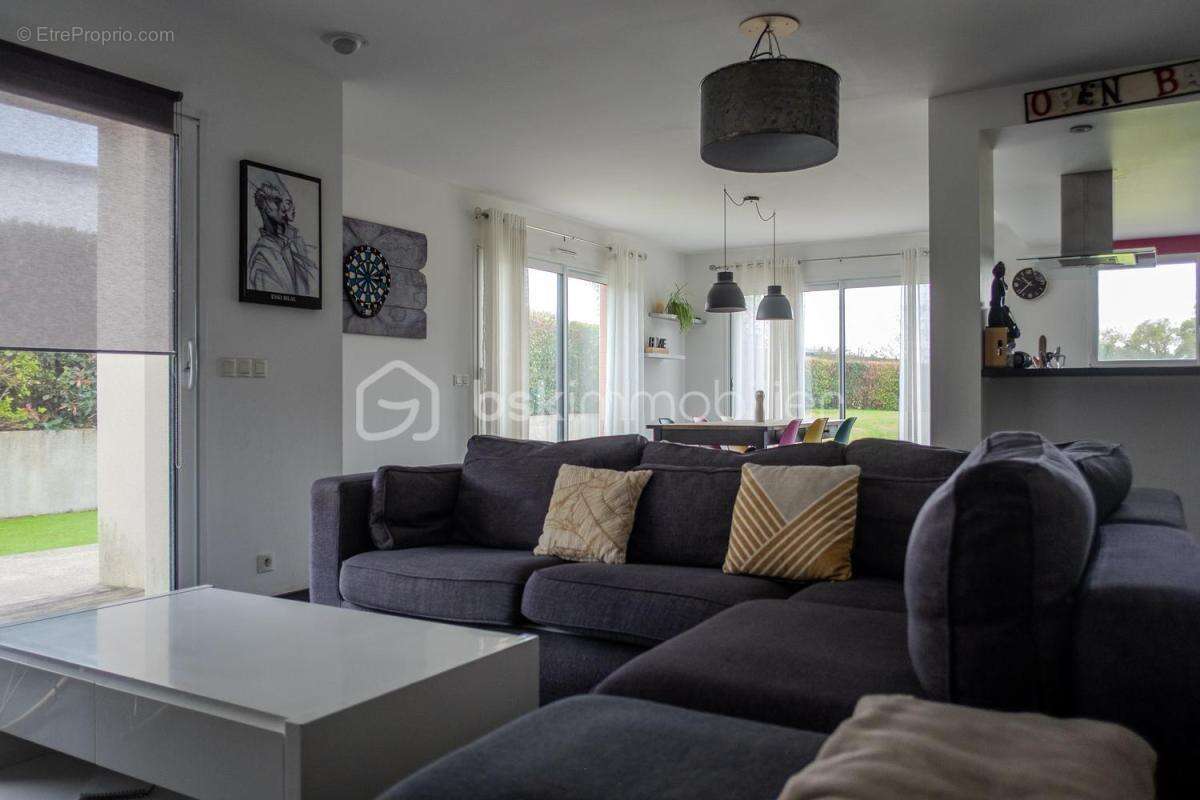 Maison à PLOUMAGOAR