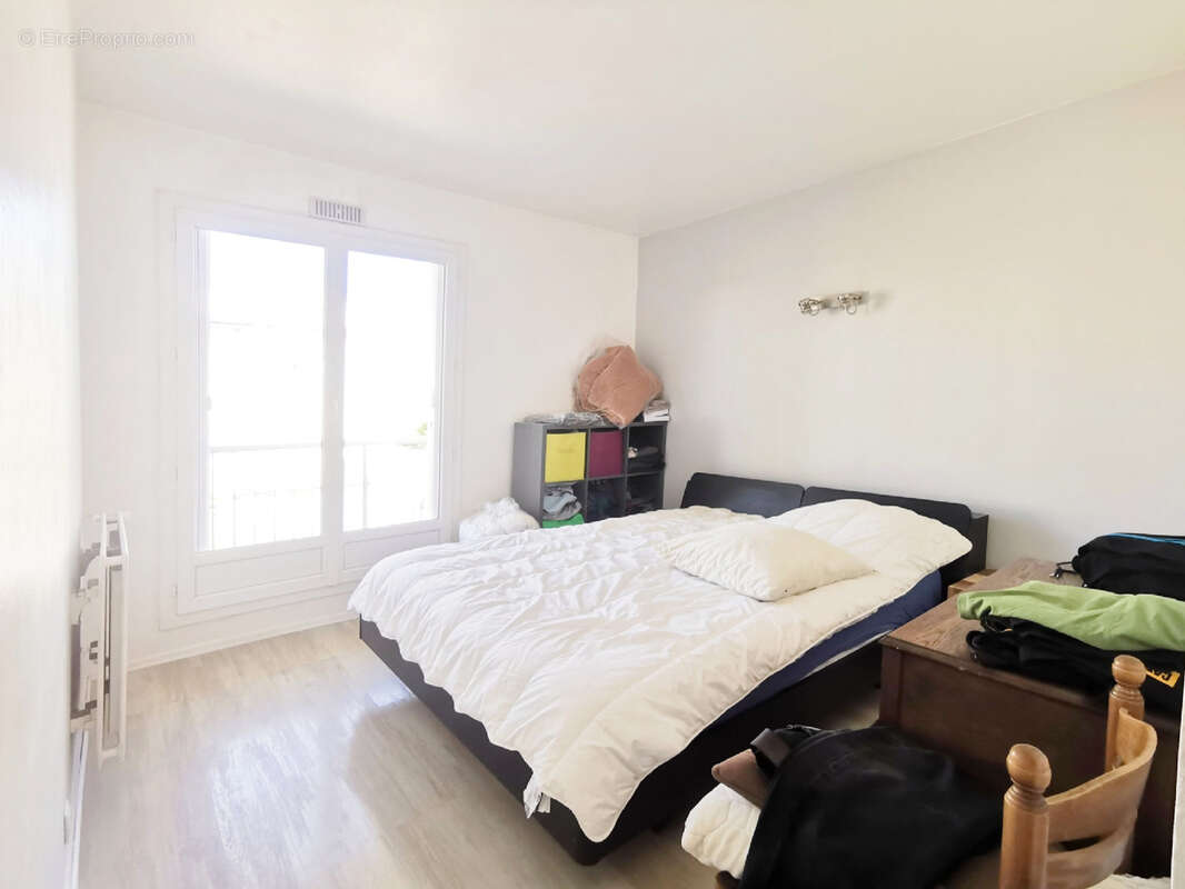 Appartement à MAGNY-LES-HAMEAUX