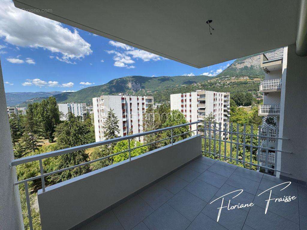 Appartement à MEYLAN
