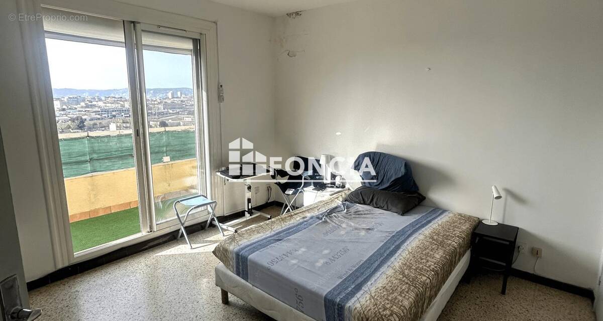 Appartement à MARSEILLE-14E