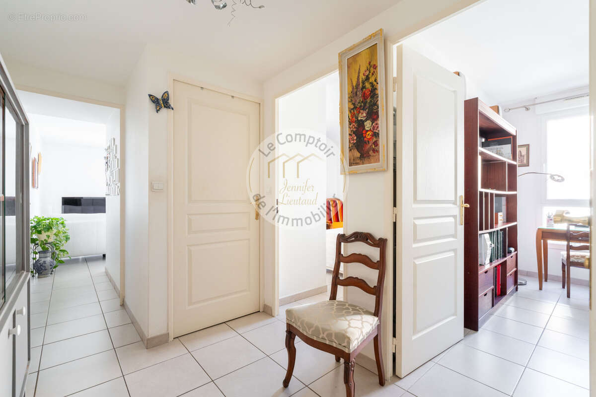 Appartement à MARSEILLE-9E