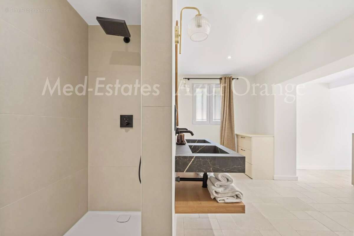 Élégante villa provençale rénovée avec vue mer – Domaine privé à Grimaud - photo 15