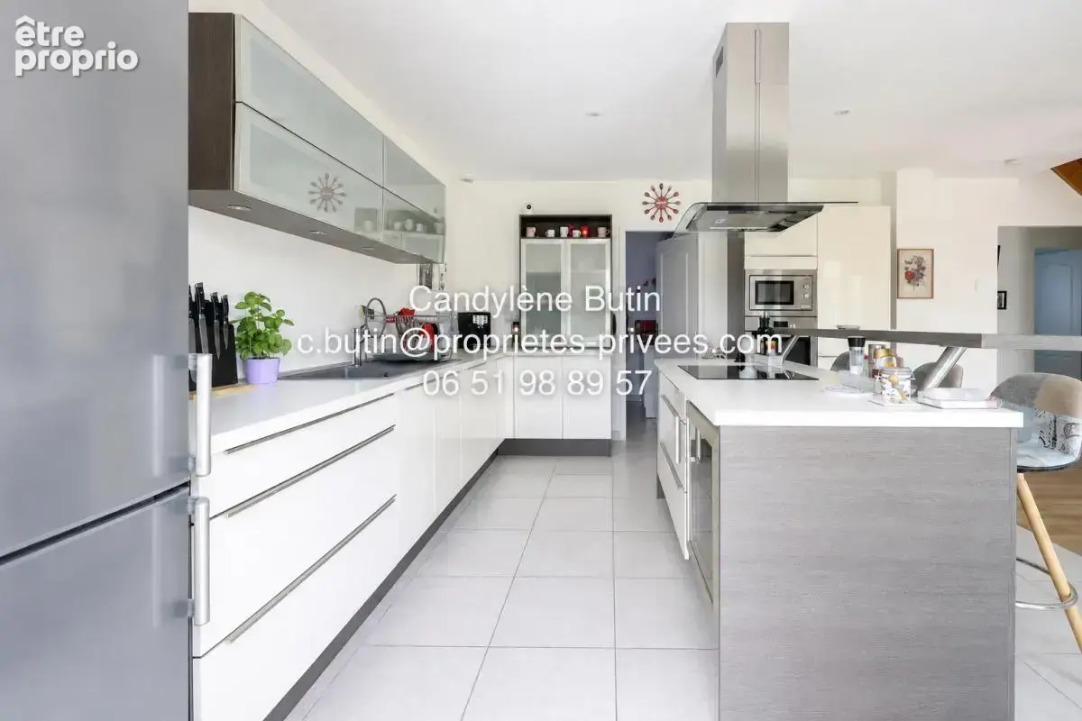 Élégante villa contemporaine de 140 m² aux prestations soignées avec vue sur les vignes - photo 4