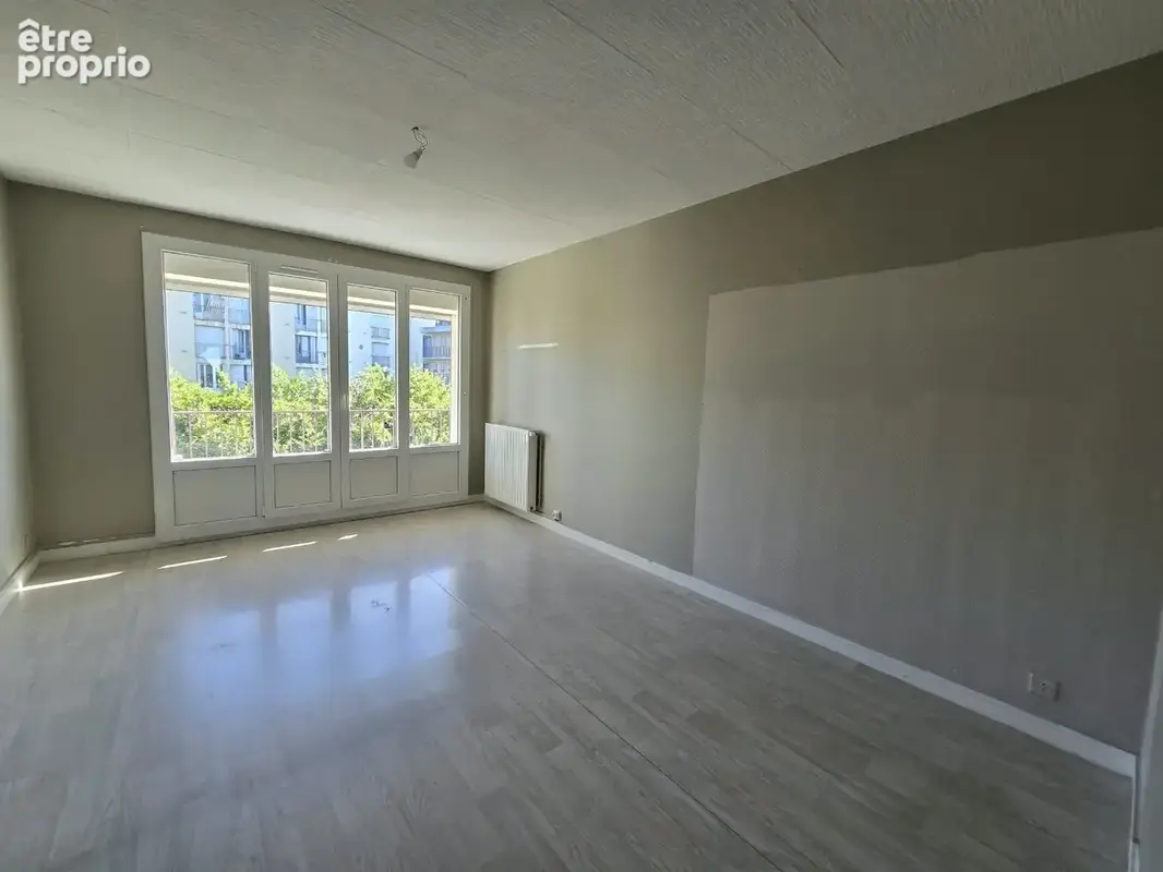 Appartement 3 pièces 66 m² à vendre à Evreux (27000) - photo 3