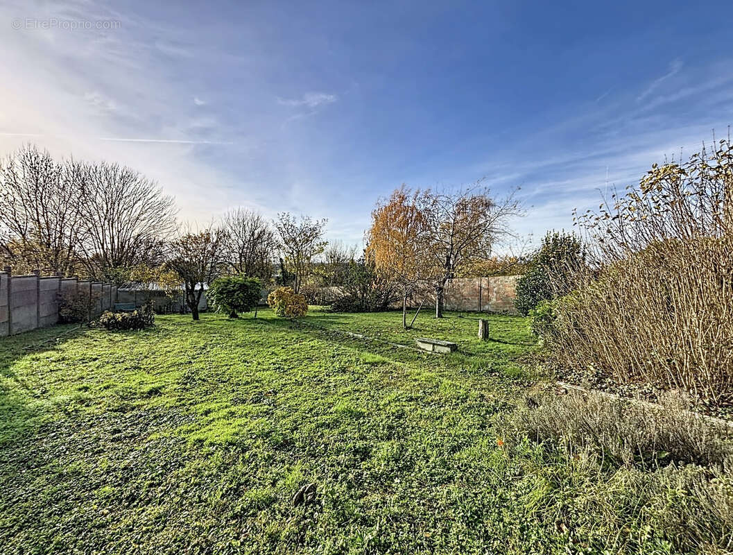 Maison à COULOMMIERS