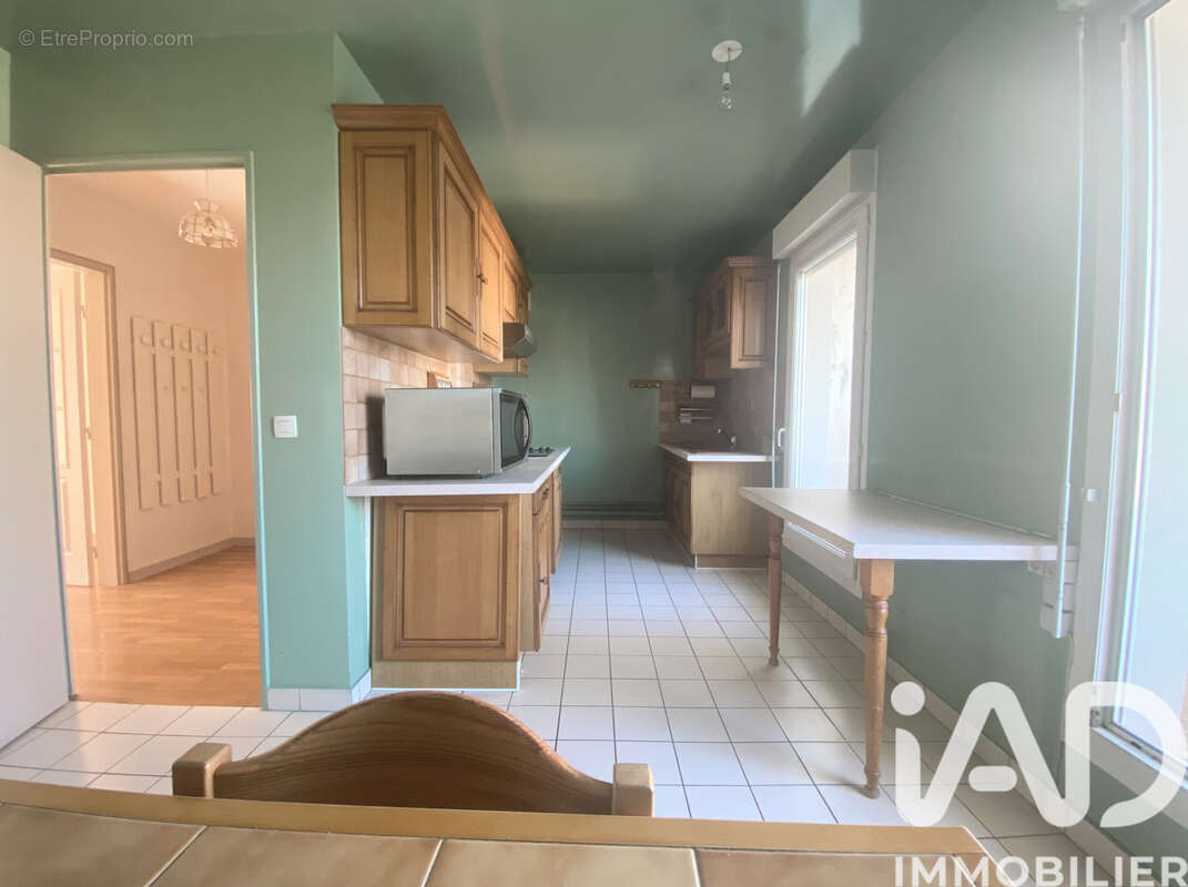 Photo 7 - Appartement à COURBEVOIE