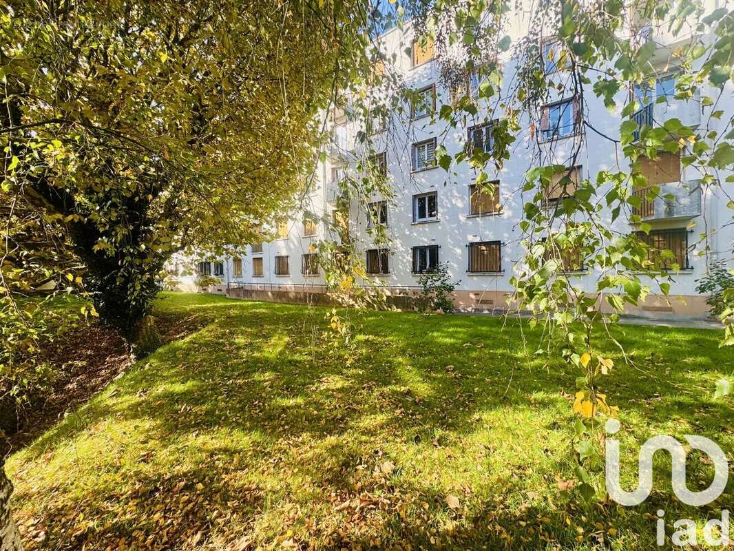 Photo 2 - Appartement à CLAMART