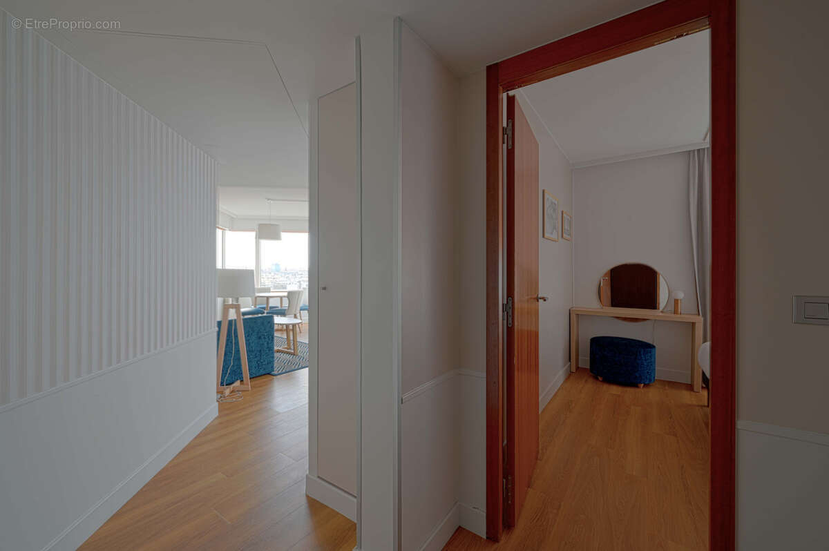 Appartement à PARIS-15E