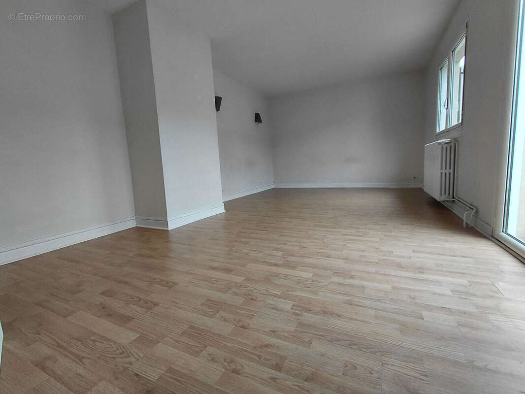 Grand T3 lumineux de 92 m² avec terrasse - photo 8