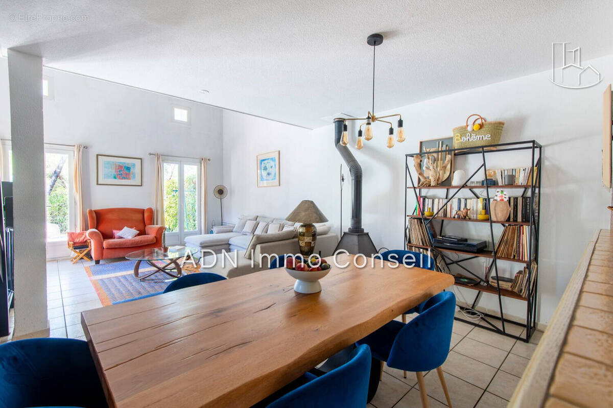 Maison 109 m² à Mallemort  - photo 4
