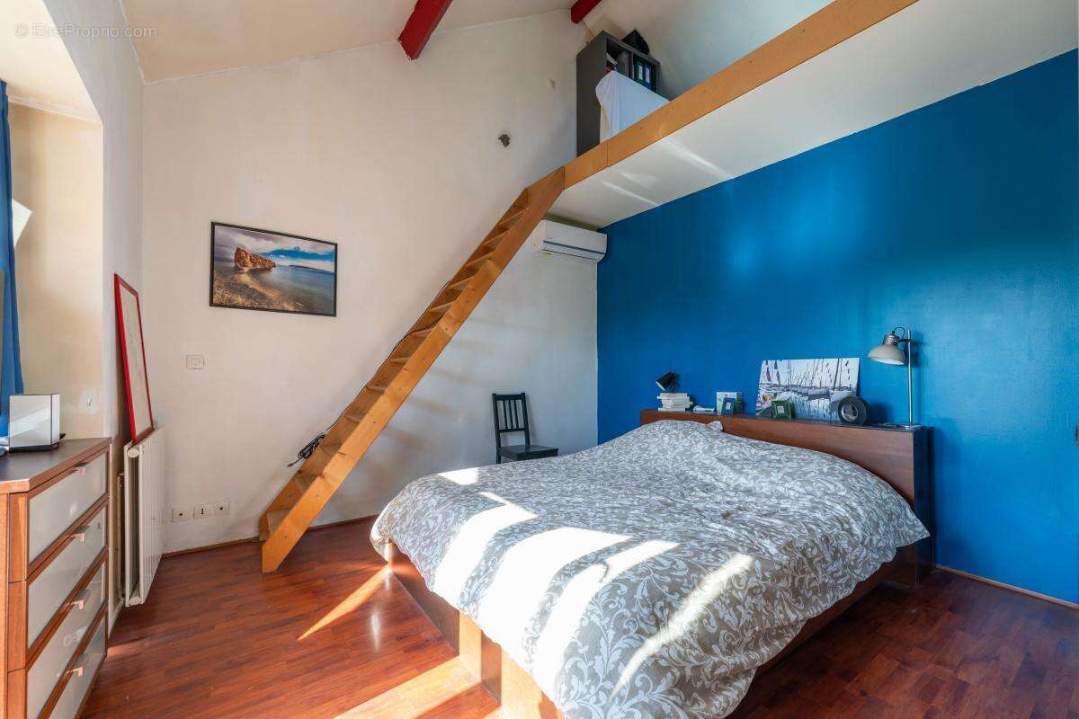 Maison 160 m² à Nanterre  - photo 10