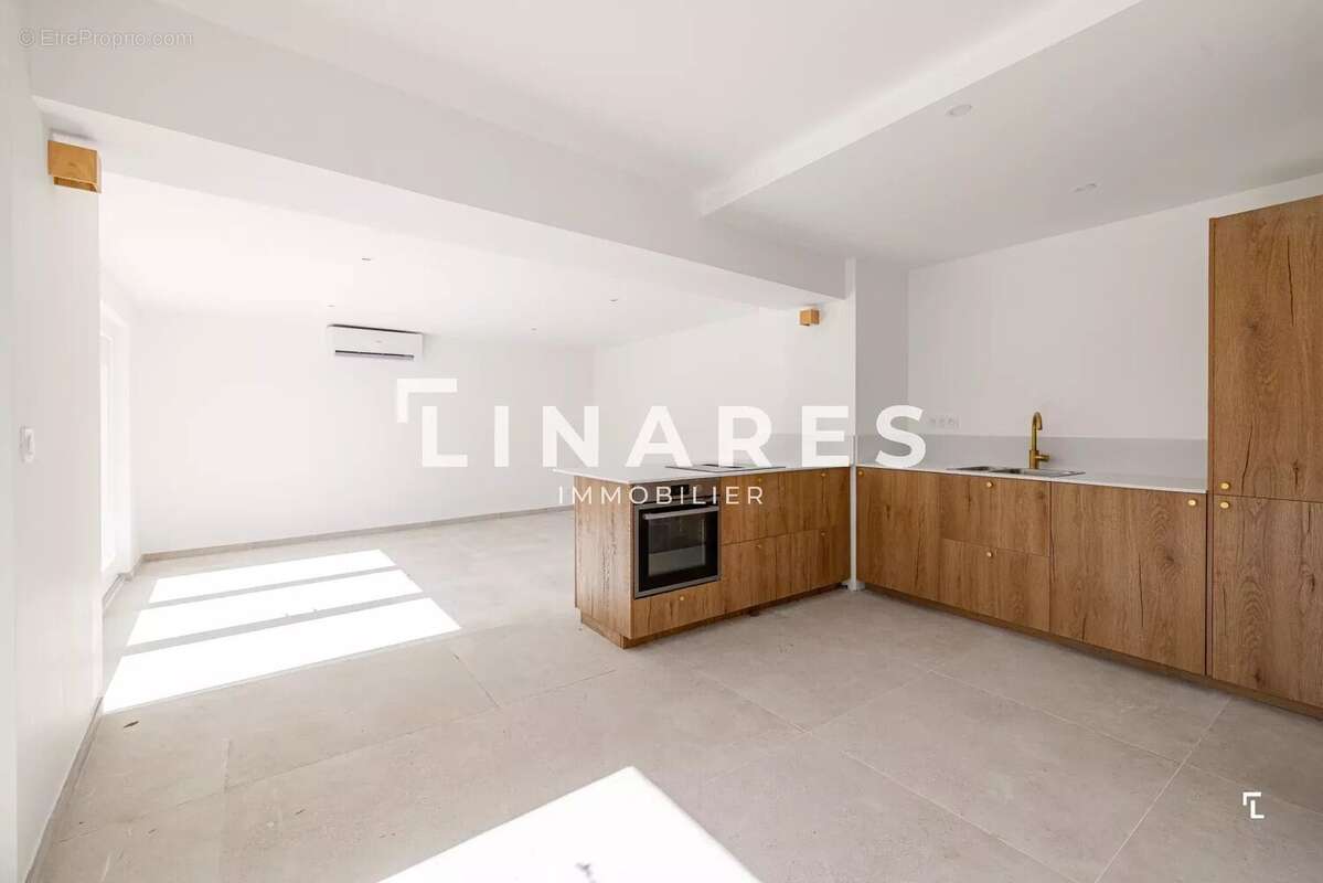 Maison à MARSEILLE-8E