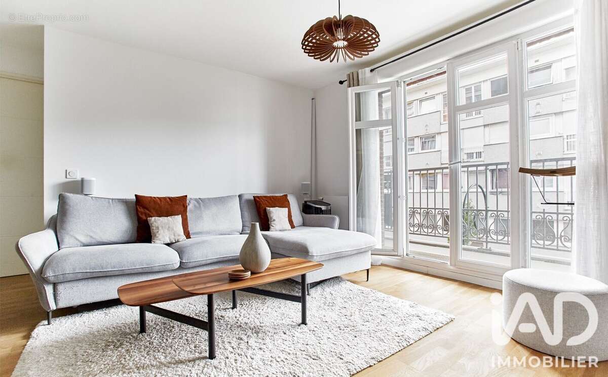 Photo 4 - Appartement à LA GARENNE-COLOMBES