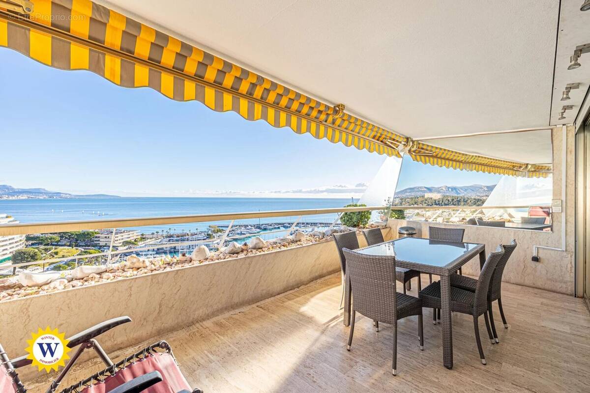 Appartement à VILLENEUVE-LOUBET