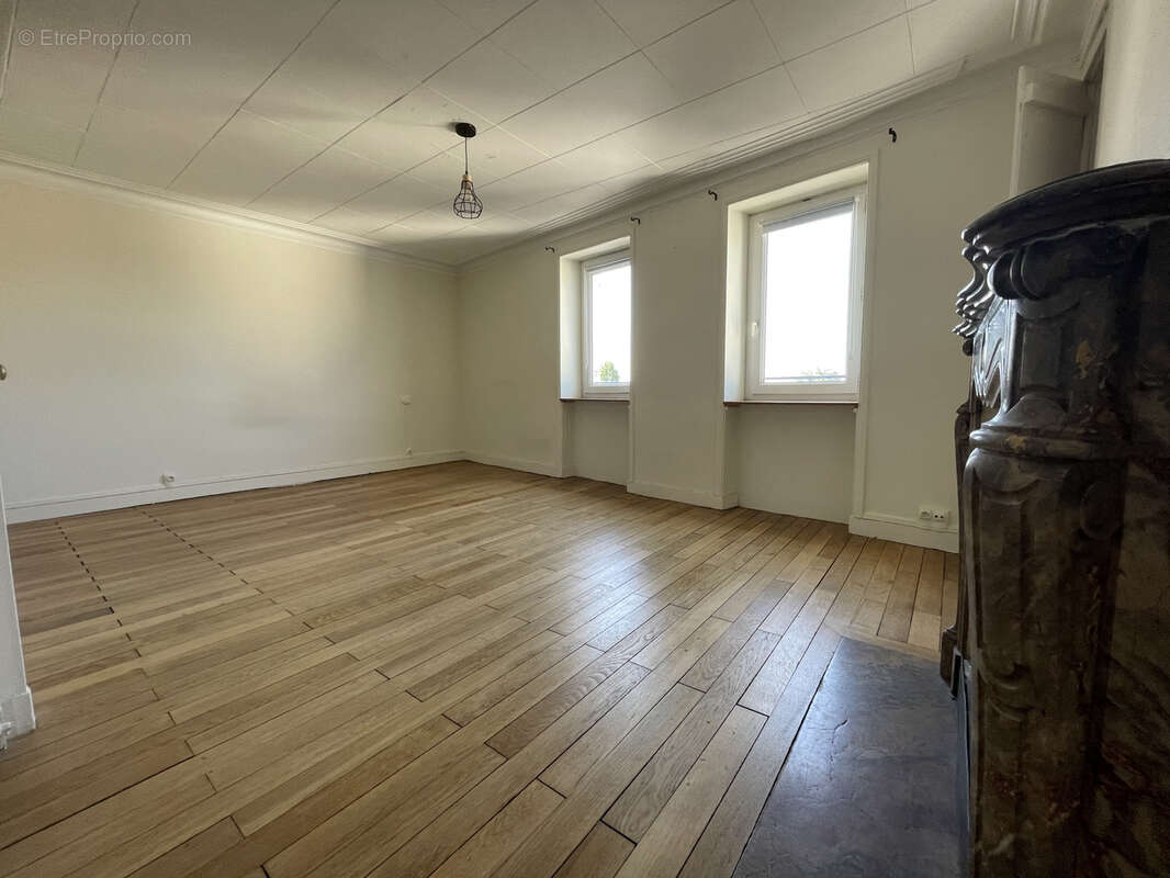 Appartement à SAINT-GEREON