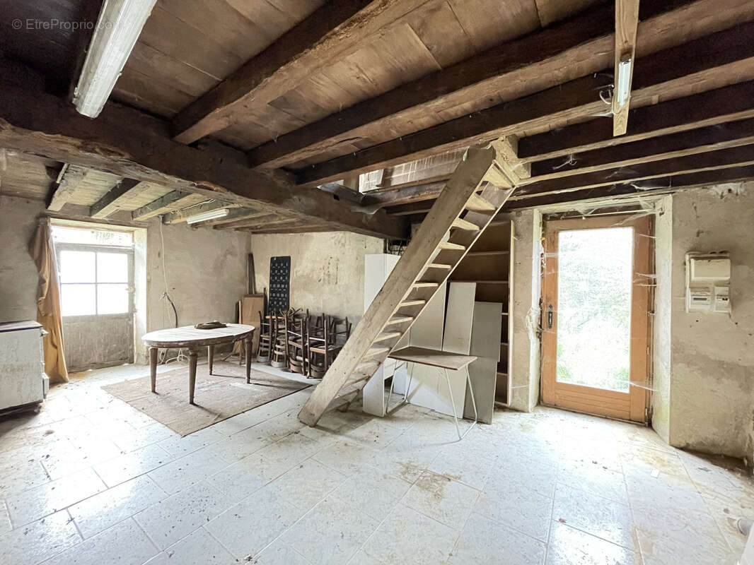 Maison à SAINT-CHRISTOPHE