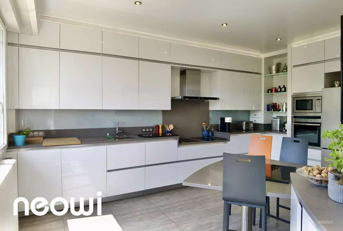 L’exception contemporaine – 340 m² sur 4 niveaux avec ascenseur privatif - photo 6
