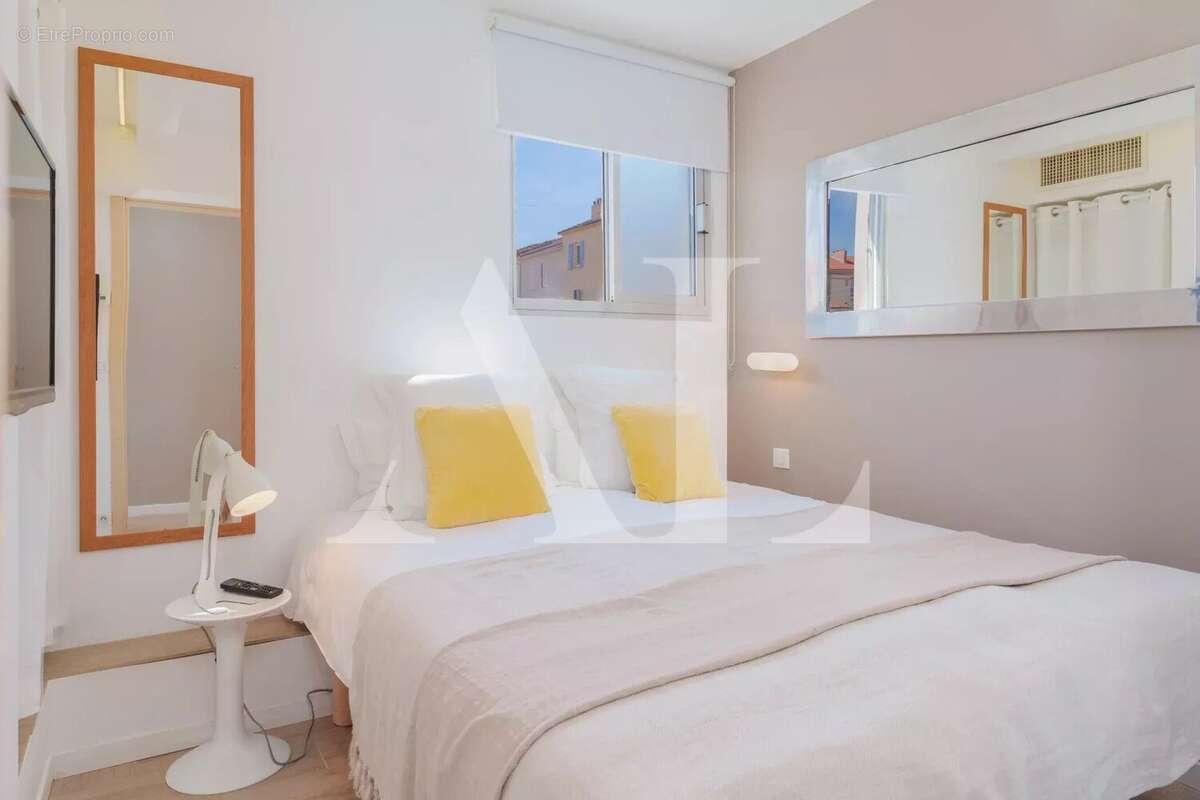 Appartement à VALLAURIS