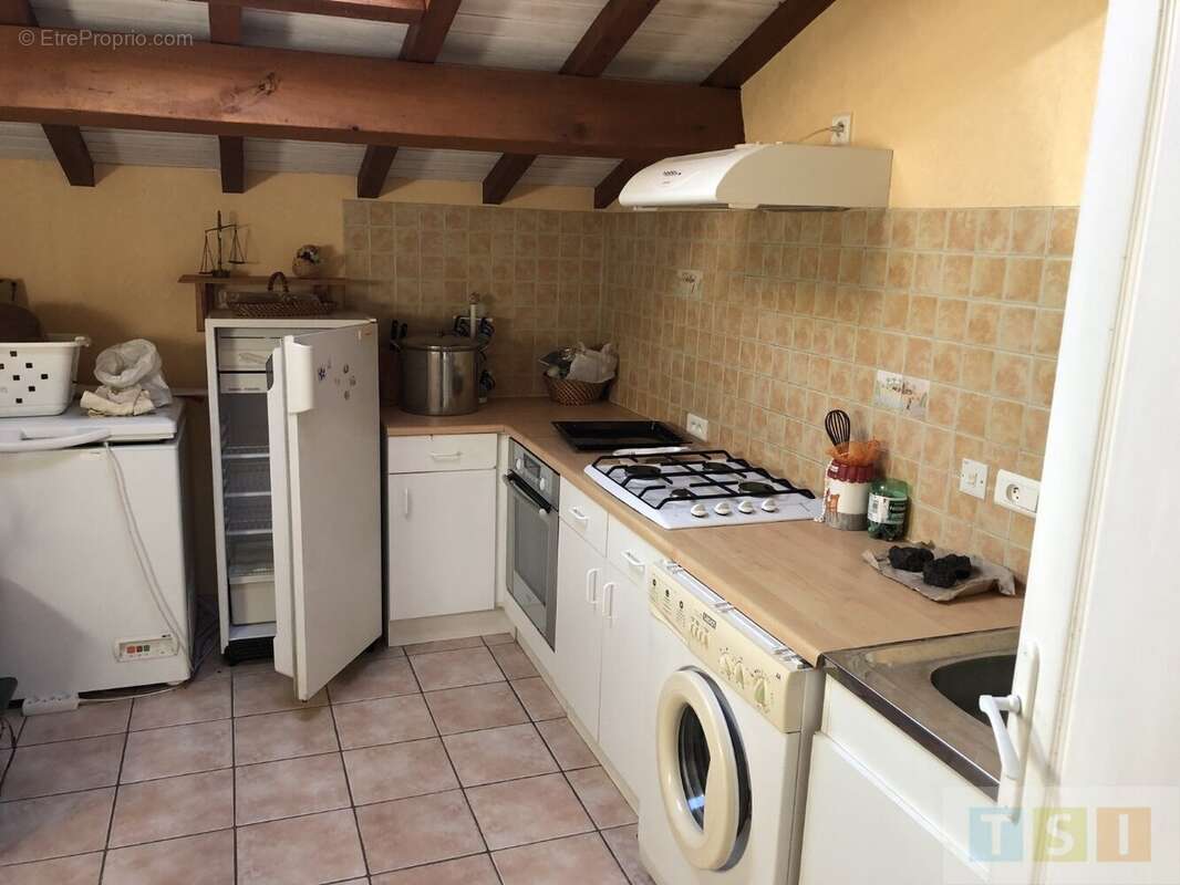 Maison à MONTREJEAU