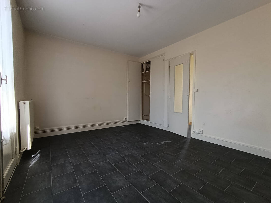 Appartement à LUCE